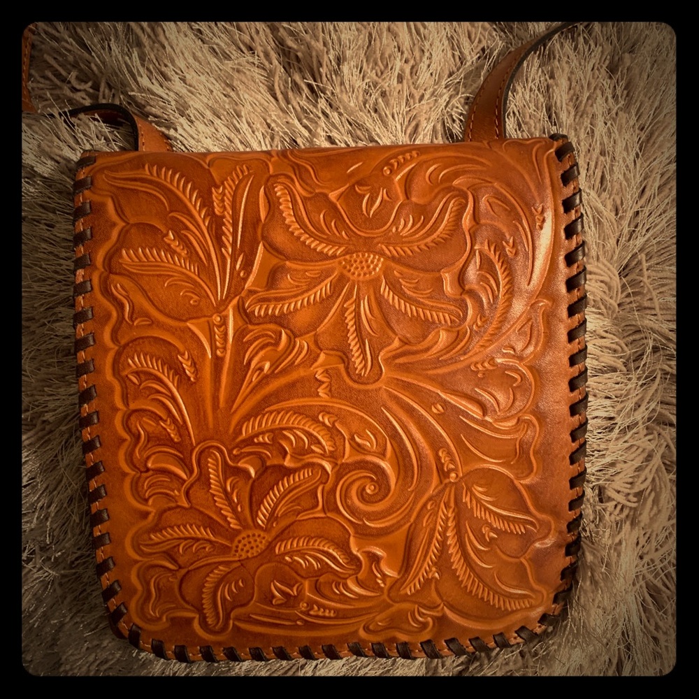 ❗️Price Drop❗️Patricia Nash leather crossbody